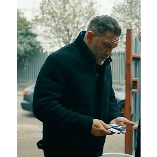 tv-series-mobland-2025-tom-hardy-black-jacket